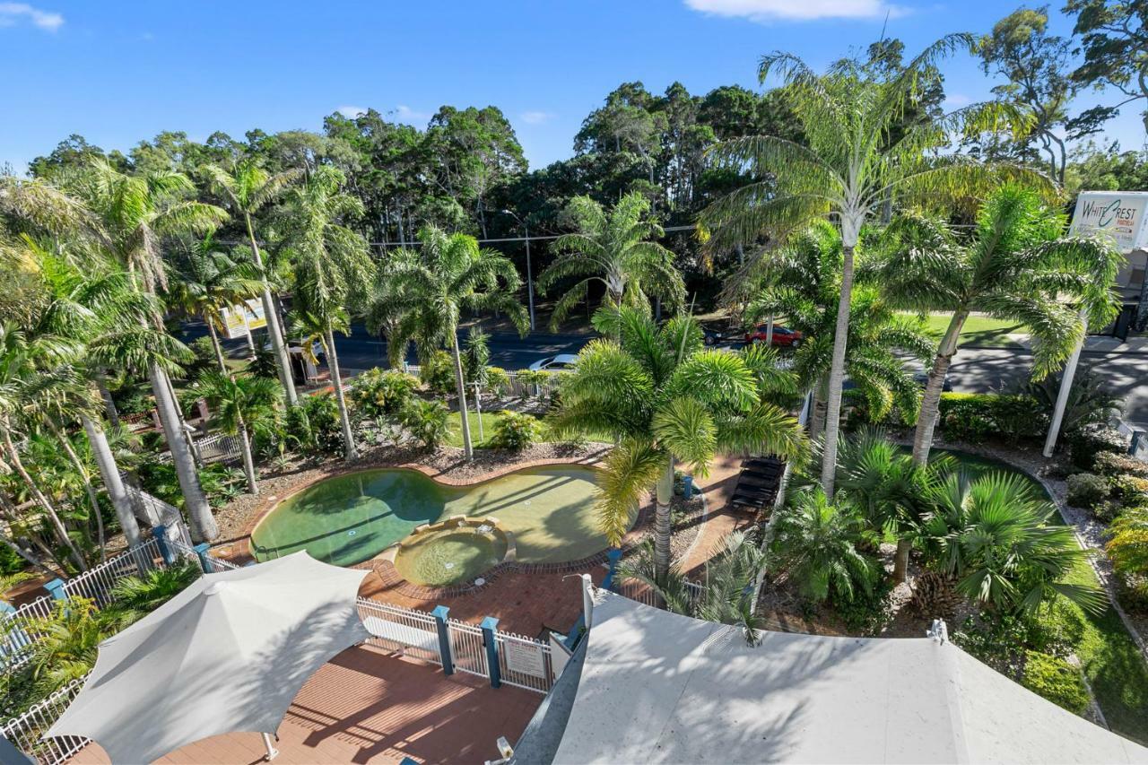 White Crest Apartments เฮอร์วีย์เบย์ ภายนอก รูปภาพ
