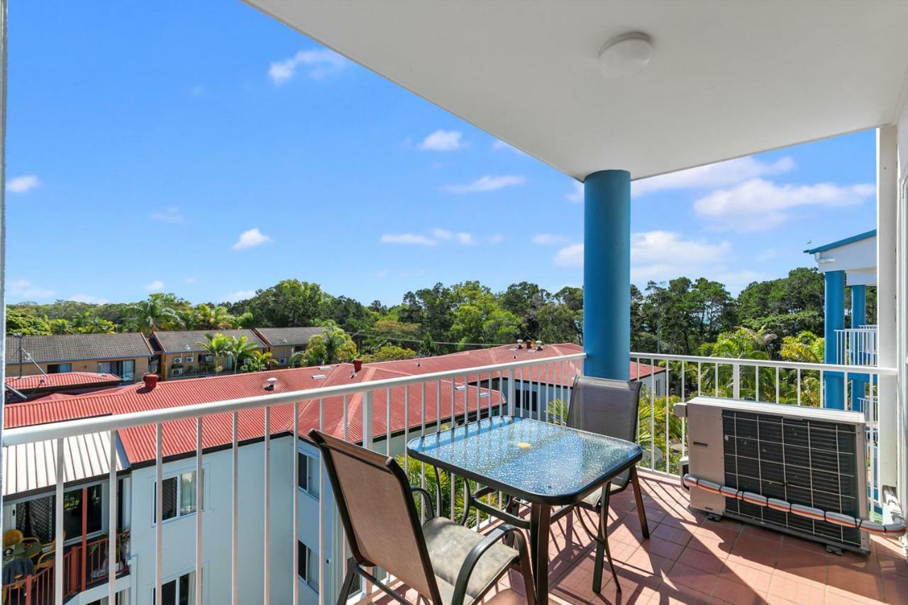 White Crest Apartments เฮอร์วีย์เบย์ ภายนอก รูปภาพ